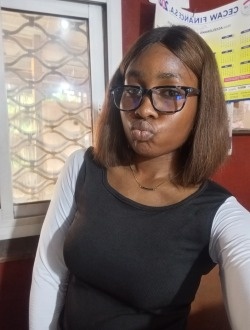 Profil de Eunice, une femme célibataire de 22 ans à Douala