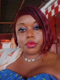 Profil de Ornella Lumière, une femme célibataire de 34 ans à Akebe Ville