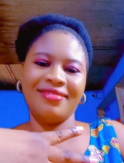 Profil de Natacha, une femme célibataire de 28 ans à Lomé