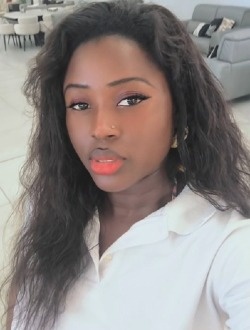 Profil de Elsa, une femme célibataire de 26 ans à Libreville