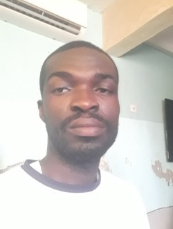 Profil de Michael, un homme célibataire de 27 ans à Abaasa