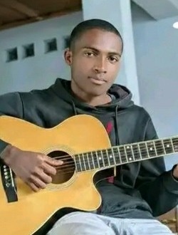 Profil de Lucas, un homme célibataire de 21 ans à Manakara