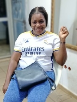 Profil de Tonye Ange Aurélie, une femme célibataire de 40 ans à Akwaya-Oliti