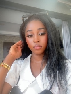 Profil de Mimi, une femme célibataire de 23 ans à Douala