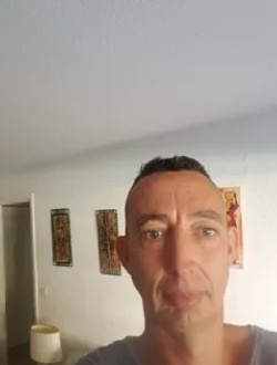 Profil de Aymeric, un homme célibataire de 55 ans à Dakar