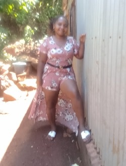 Profil de Christelle, une femme célibataire de 34 ans à Alarobia-Antanamalaza