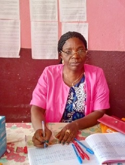 Profil de Nicole, une femme célibataire de 51 ans à Yaoundé
