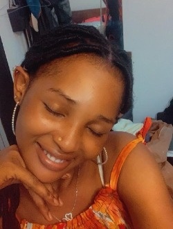 Profil de Viane, une femme célibataire de 27 ans à Abata