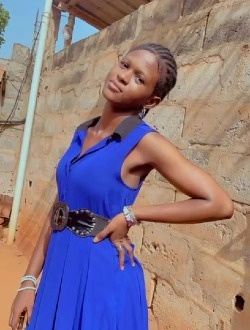 Profil de Bernice, une femme célibataire de 24 ans à Lomé