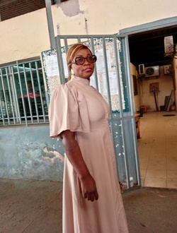 Profil de Maguy, une femme célibataire de 51 ans à Libreville