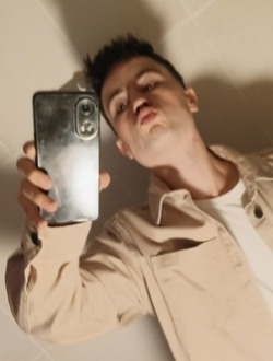 Profil de Max, un homme célibataire de 23 ans à Namur