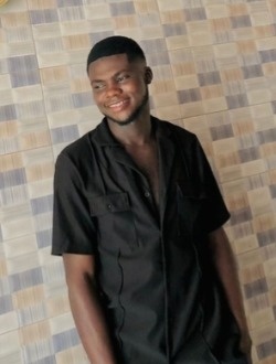 Profil de Sylla, un homme célibataire de 23 ans à Abidjan