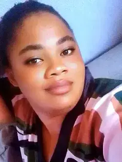 Profil de Chloé Odi, une femme célibataire de 28 ans à Douala
