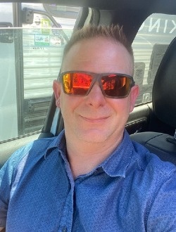 Profil de John, un homme célibataire de 48 ans à Mission