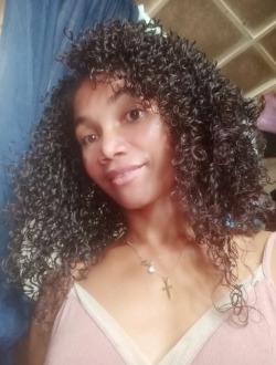 Profil de Tinah, une femme célibataire de 36 ans à Toamasina