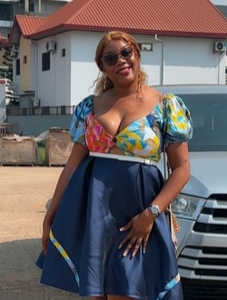 Profil de Celia, une femme célibataire de 29 ans à Yaoundé