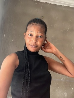 Profil de Lysiane, une femme célibataire de 35 ans à Abang
