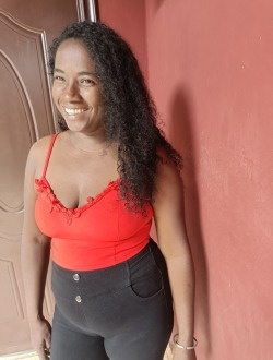 Profil de Mirianna, une femme célibataire de 32 ans à Antalaha