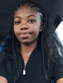 Profil de Layana, une femme célibataire de 25 ans à Antsiranana