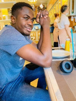 Profil de Prince, un homme célibataire de 28 ans à Brazzaville