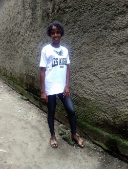 Profil de Lundine, une femme célibataire de 34 ans à Toamasina