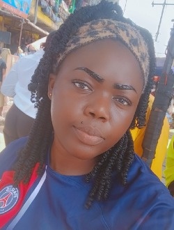 Profil de Melle, une femme célibataire de 29 ans à Douala