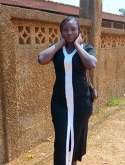 Profil de Stessy, une femme célibataire de 31 ans à Libreville
