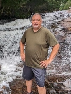 Profil de Denis, un homme célibataire de 64 ans à Nicolet