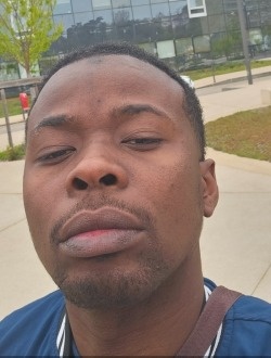 Profil de Akim, un homme célibataire de 28 ans à Nîmes