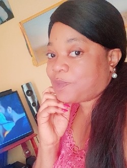 Profil de Madeleine, une femme célibataire de 35 ans à Yaoundé