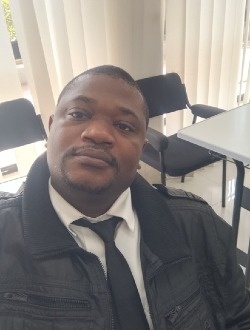 Profil de Michel, un homme célibataire de 38 ans à Yaoundé
