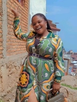Profil de Channy, une femme célibataire de 27 ans à Bukavu