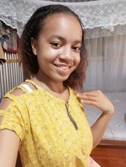 Profil de Narovana, une femme célibataire de 18 ans à Sambava