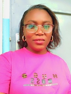 Profil de Georgy, une femme célibataire de 41 ans à Douala