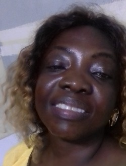 Profil de Julie, une femme célibataire de 51 ans à Libreville