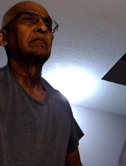 Profil de John, un homme célibataire de 71 ans à Ottawa