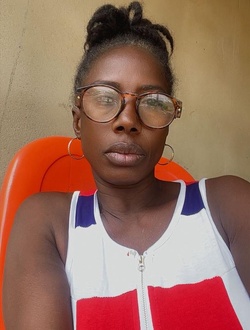 Profil de Celia, une femme célibataire de 56 ans à Bouaké