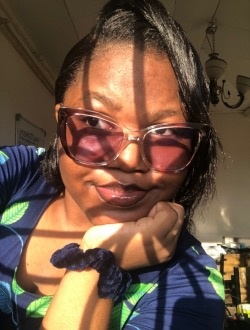 Profil de Jennifer, une femme célibataire de 18 ans à Douala
