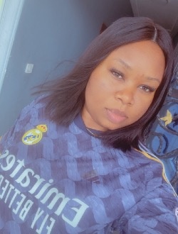 Profil de Nelly, une femme célibataire de 29 ans à Abou