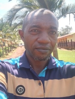 Profil de Eric, un homme célibataire de 46 ans à Bafoussam