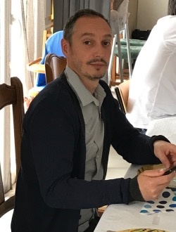 Profil de Julien, un homme célibataire de 41 ans à Caen