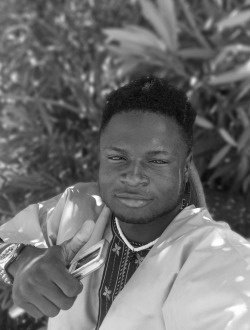 Profil de Julien, un homme célibataire de 21 ans à Cotonou
