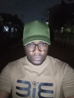 Profil de Ethan, un homme célibataire de 36 ans à Yaoundé