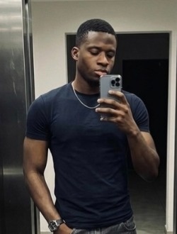 Profil de Djiby Ndong, un homme célibataire de 30 ans à Dakar