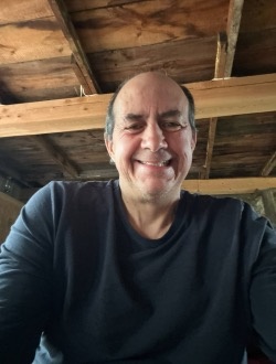 Profil de Charles, un homme célibataire de 61 ans à Laval