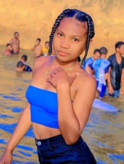 Profil de Erinah, une femme célibataire de 22 ans à Sambava