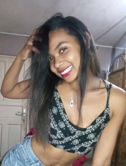 Profil de Sorayah, une femme célibataire de 26 ans à Antalaha