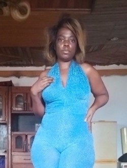 Profil de Diane, une femme célibataire de 34 ans à Yaoundé