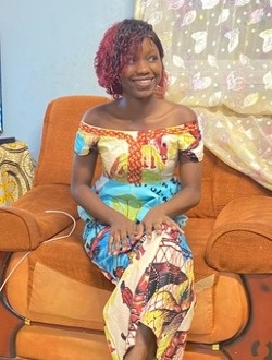 Profil de Louise, une femme célibataire de 26 ans à Yaoundé