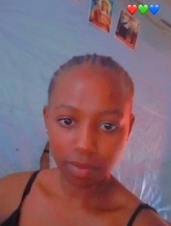 Profil de Magnifique Musanganya, une femme célibataire de 19 ans à Goma